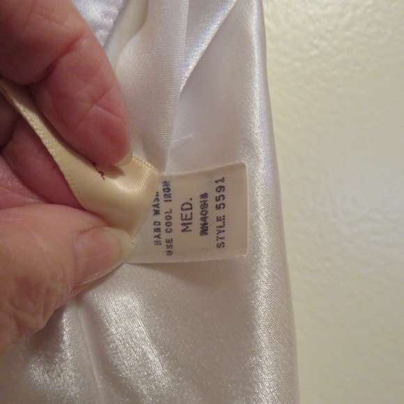 Empire Intimates White Cami Top Lingerie - Picture 3 of 3